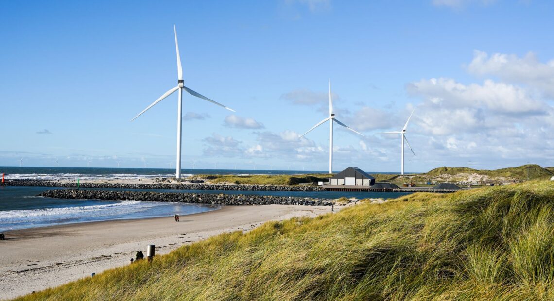 Britain’s Shore Power Problem Is Not Technology — It’s Economics