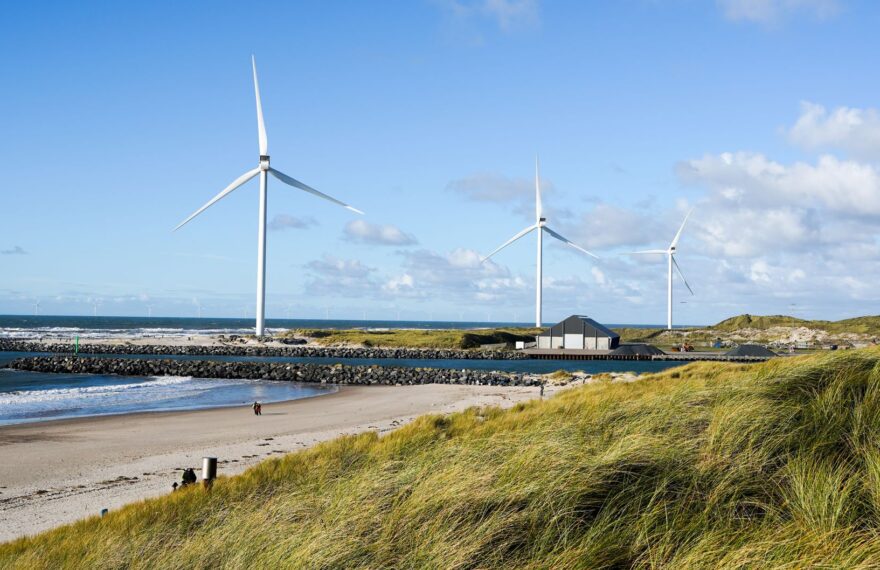 Britain’s Shore Power Problem Is Not Technology — It’s Economics