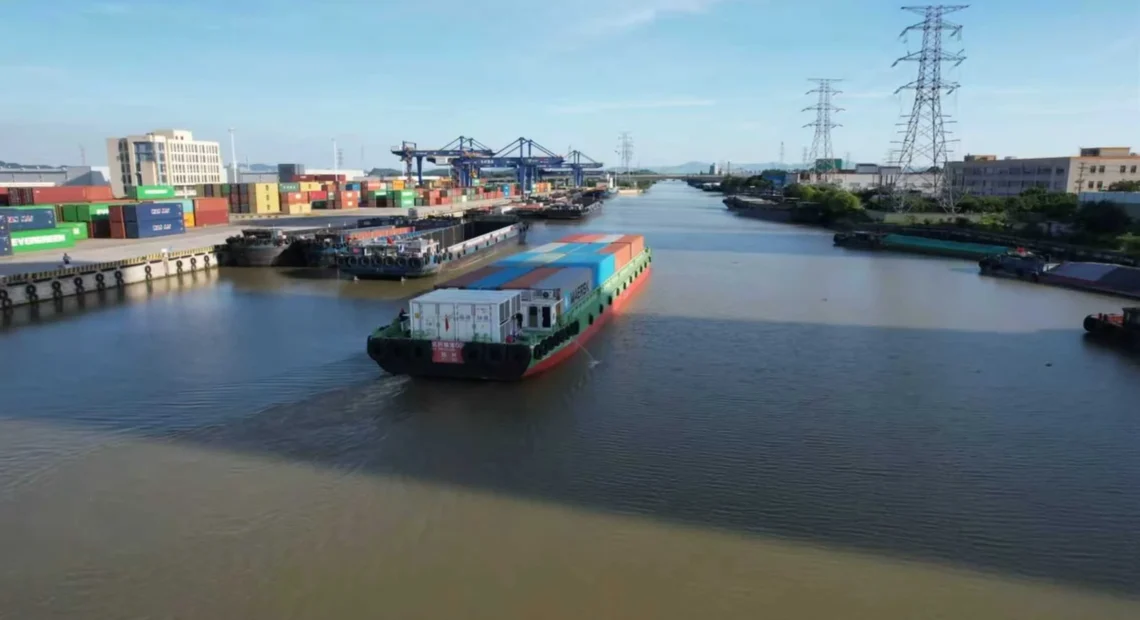 Wah Kwong NatPower and Wuxing Ruituo Sign Memorandum of Understanding to Develop Zero-Carbon Inland Waterway Shipping Routes